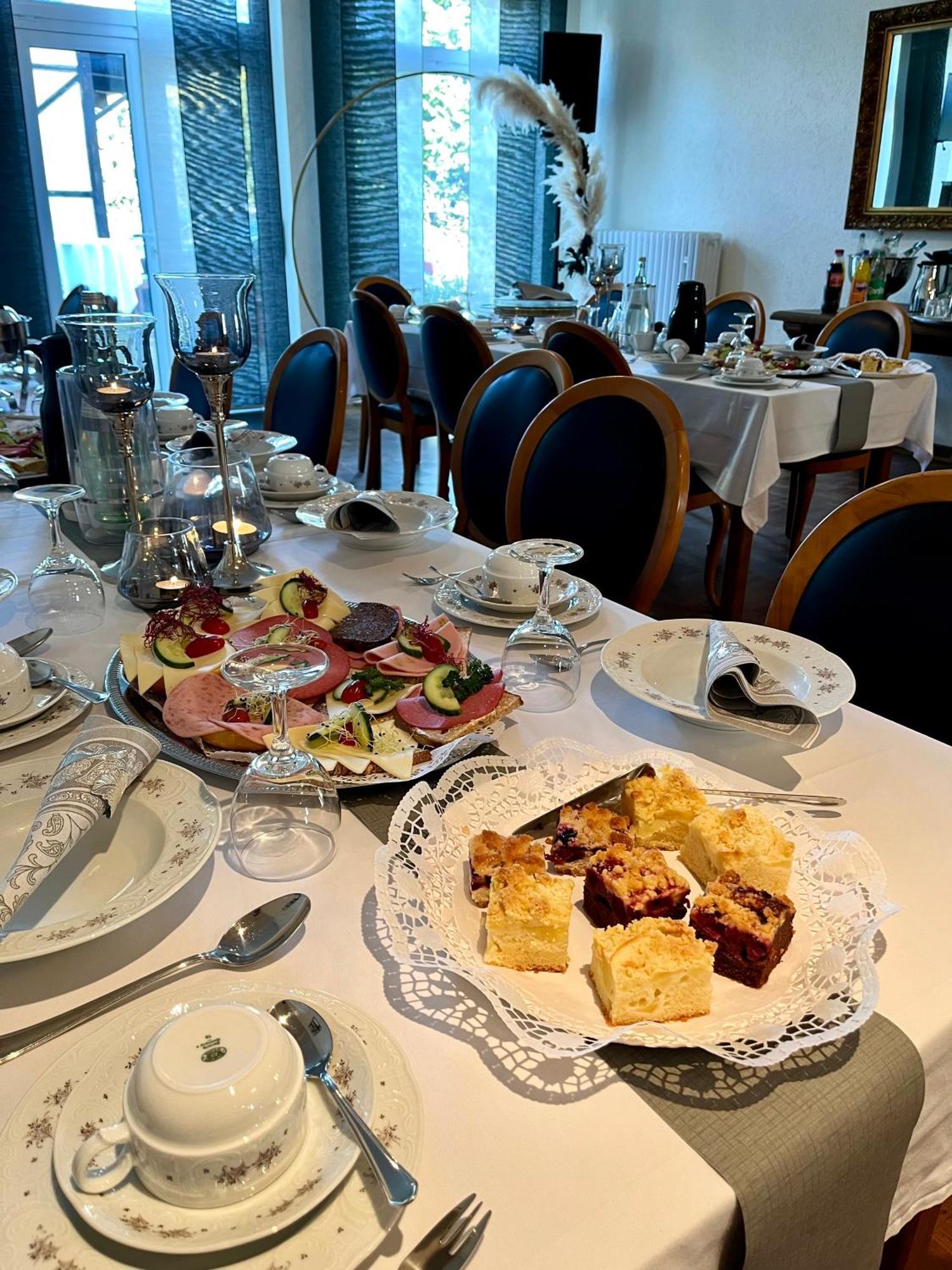 Hotel Zu Den Linden Wachtberg 외부 사진