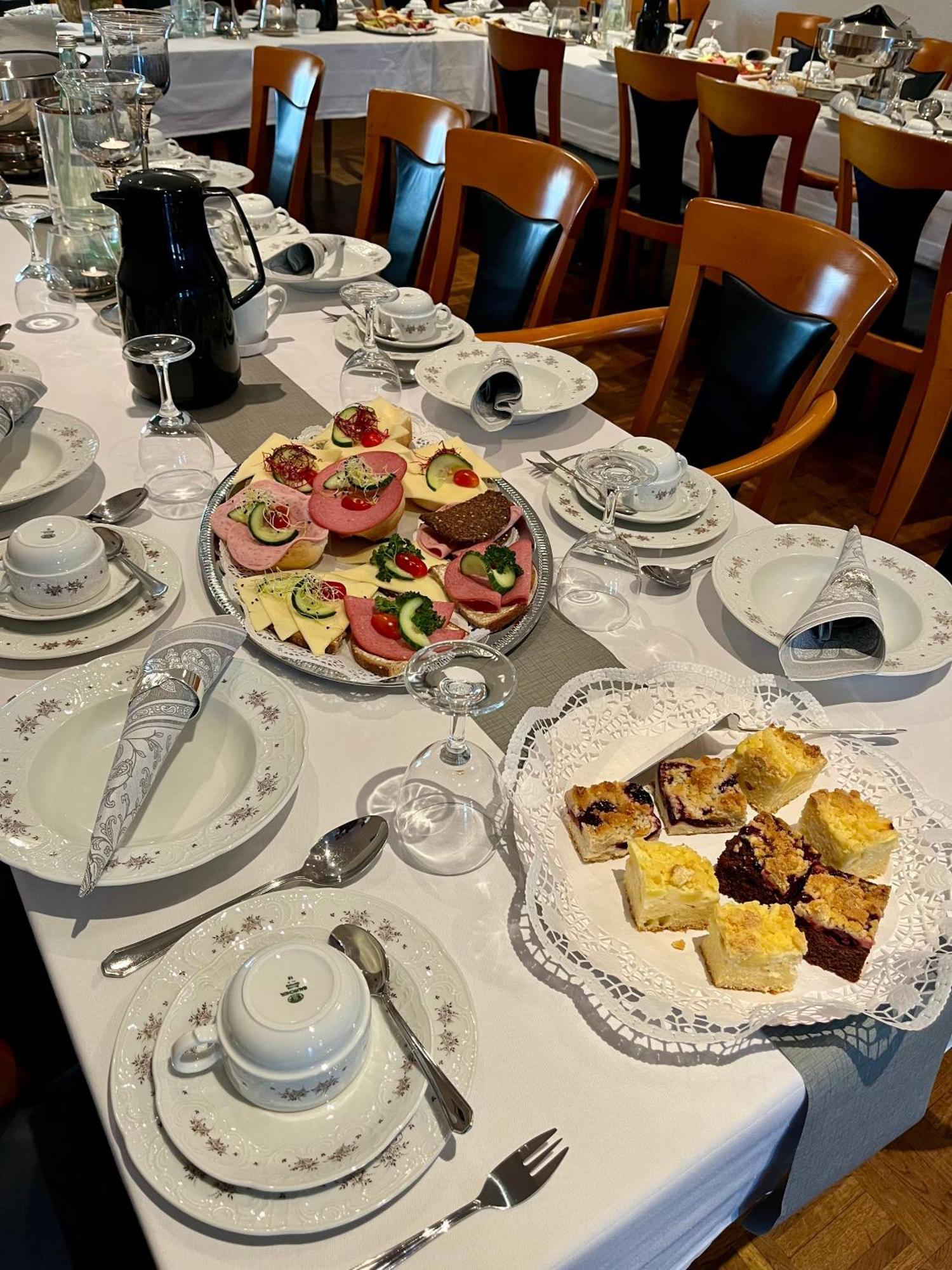 Hotel Zu Den Linden Wachtberg 외부 사진